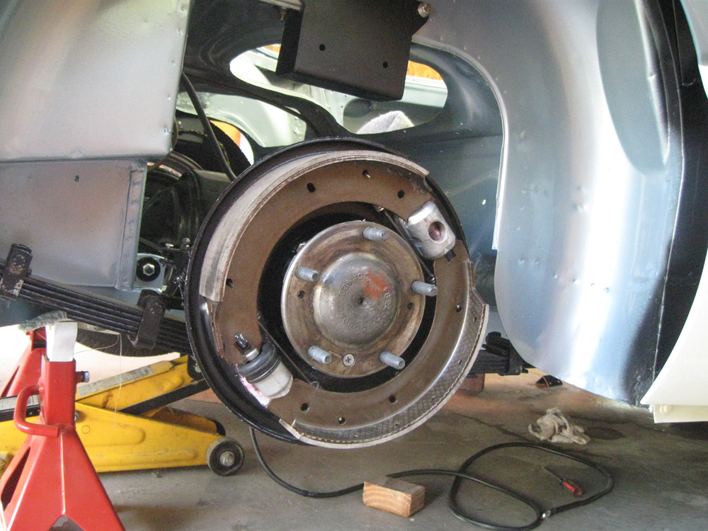 Brakes? … Who needs brakes? Austin Healey 1006 Restoration